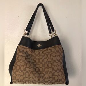 COACH vintage over the shoulder handbag in brown
